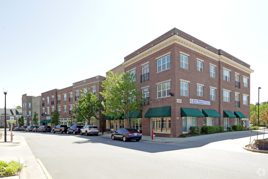 Main Street Sq, Holly Springs, NC for rent - Building Photo - Image 2 of 6