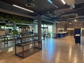 Lake View, Scarborough for sale Interior Photo- Image 2 of 13