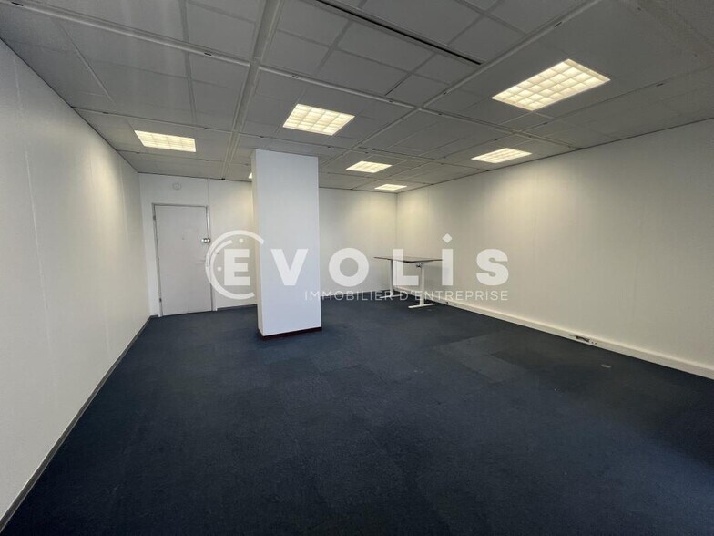 2 Rue Louis Pergaud, Maisons-Alfort to rent - Interior Photo - Image 3 of 6