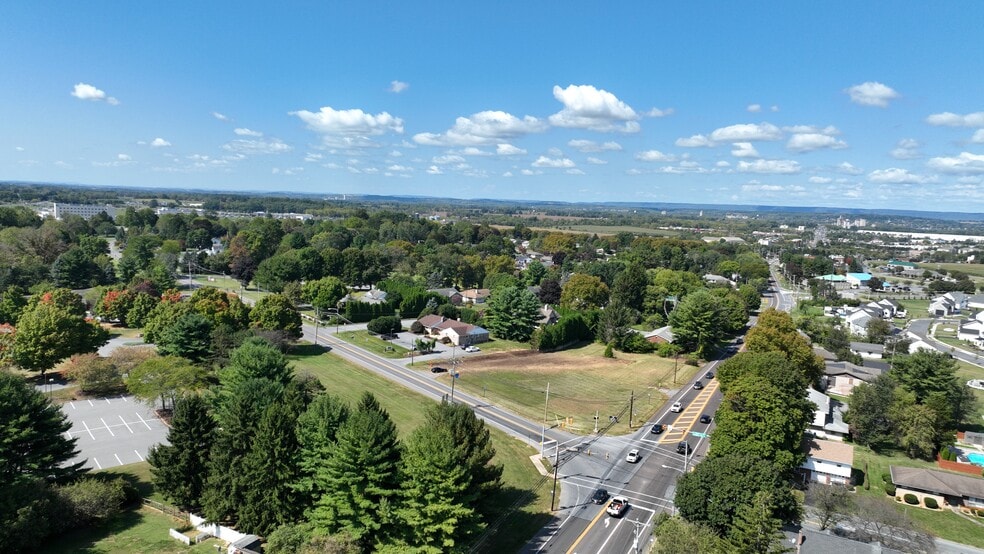 3310 Nazareth Rd, Easton, PA for sale - Building Photo - Image 3 of 13