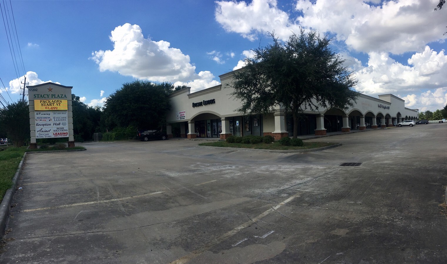 17202 Clay Rd, Houston 77084 UK