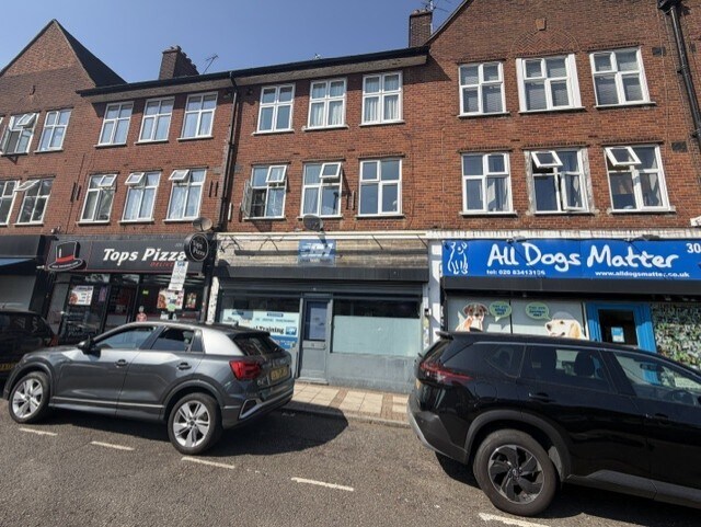 31 Aylmer Para, London to rent Building Photo- Image 1 of 3