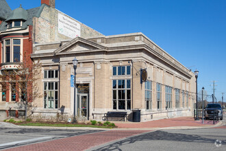 350 W Western Ave, Muskegon, MI for rent Primary Photo- Image 1 of 3