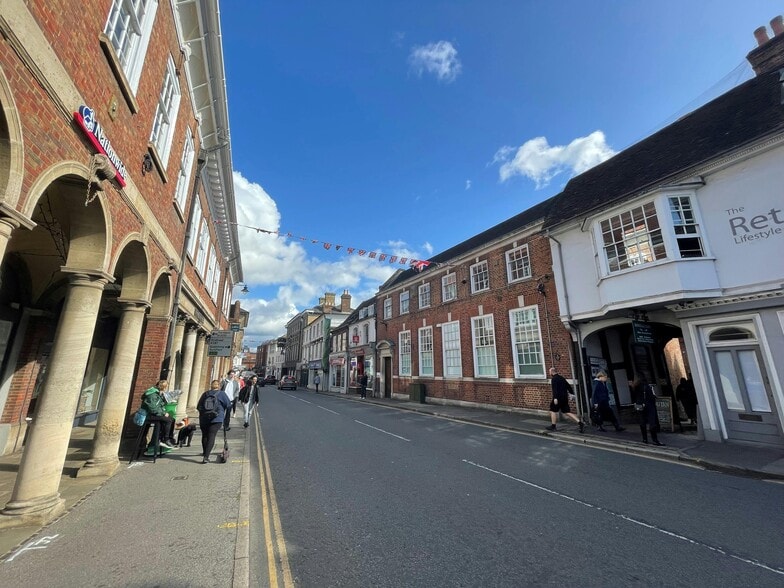 33 The Borough, Farnham to rent - Building Photo - Image 1 of 3