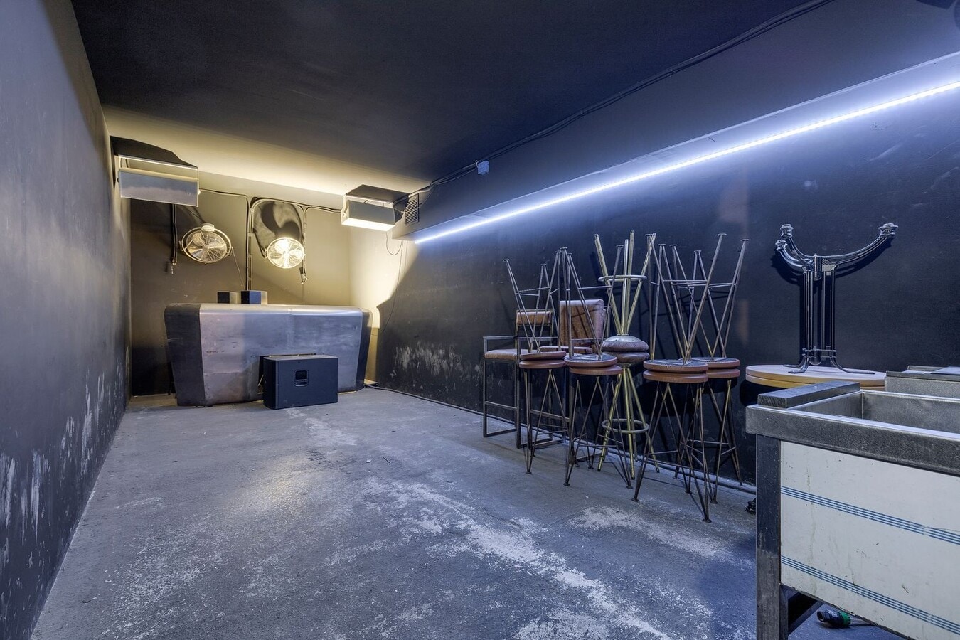 Madrid, MAD 28004 - Unit 1 - - Interior Photo - Image 2 of 9