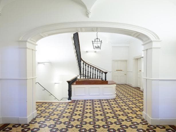 27 Melville St, Edinburgh to rent - Interior Photo - Image 1 of 4