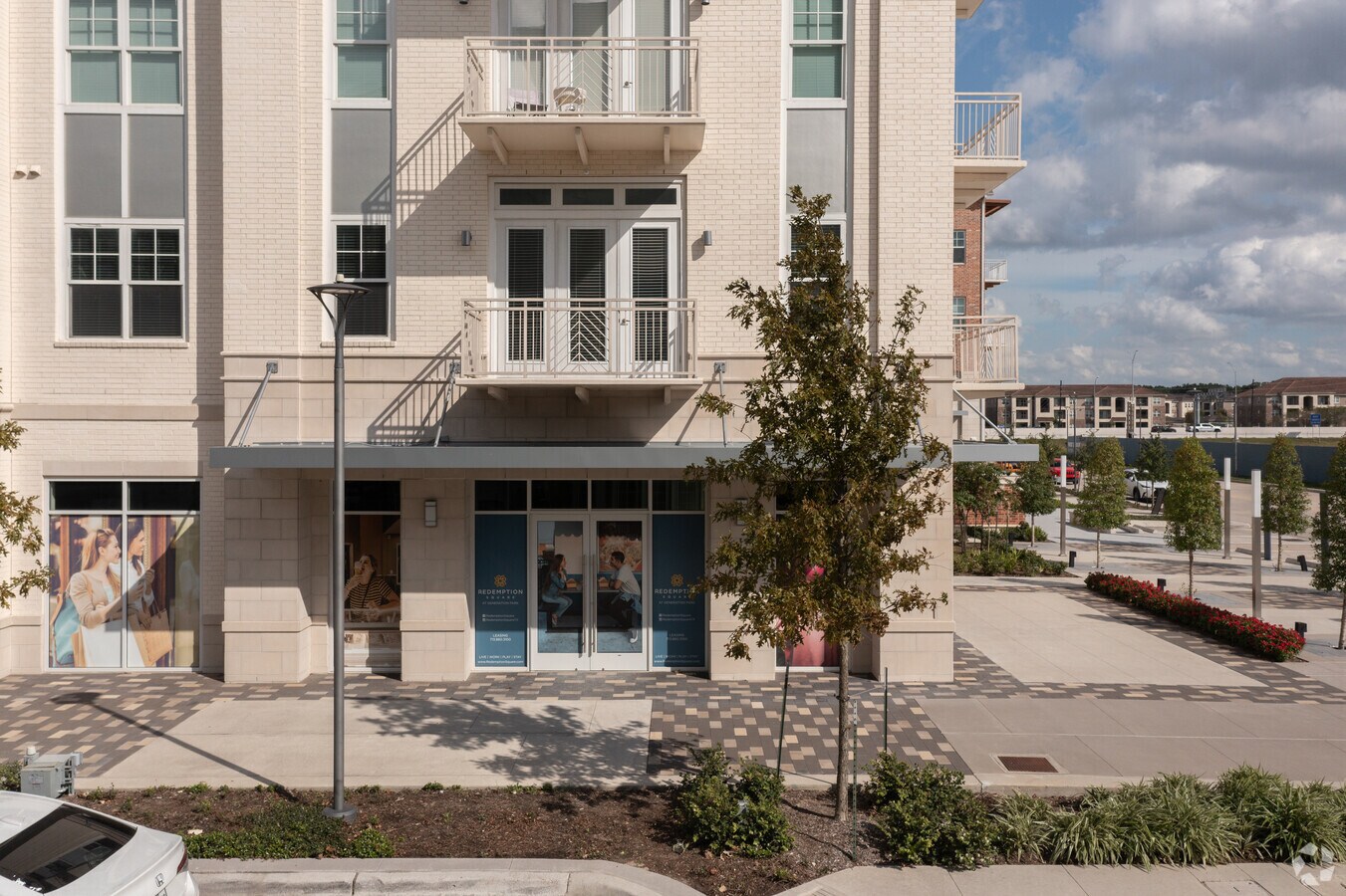 101 N Redemption Square Rd, Houston 77044 Generation Park UK