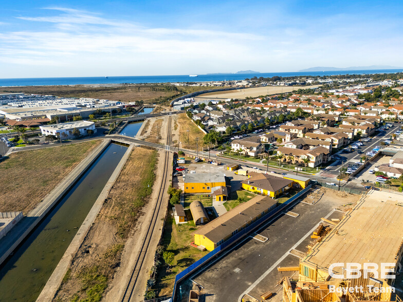 5690 Cypress Rd, Oxnard, CA for sale - Building Photo - Image 2 of 22