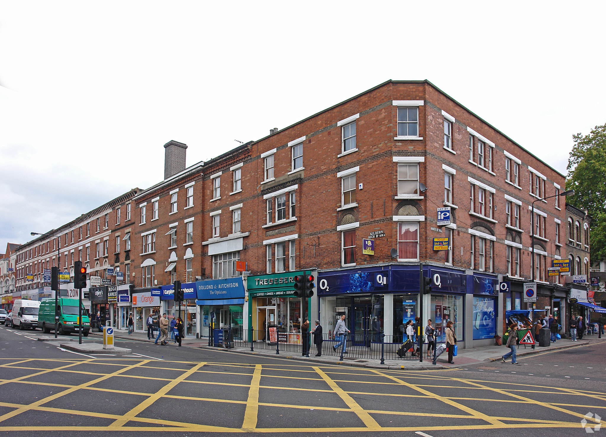 140 Kilburn High Rd, London to rent Primary Photo- Image 1 of 3