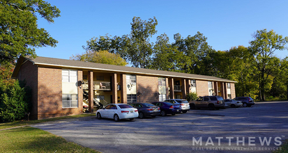 937 52nd Pl N, Birmingham, AL for sale Building Photo- Image 1 of 4