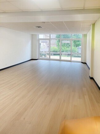 More details for 85 Rue Rivay, Levallois-Perret - Office to Rent