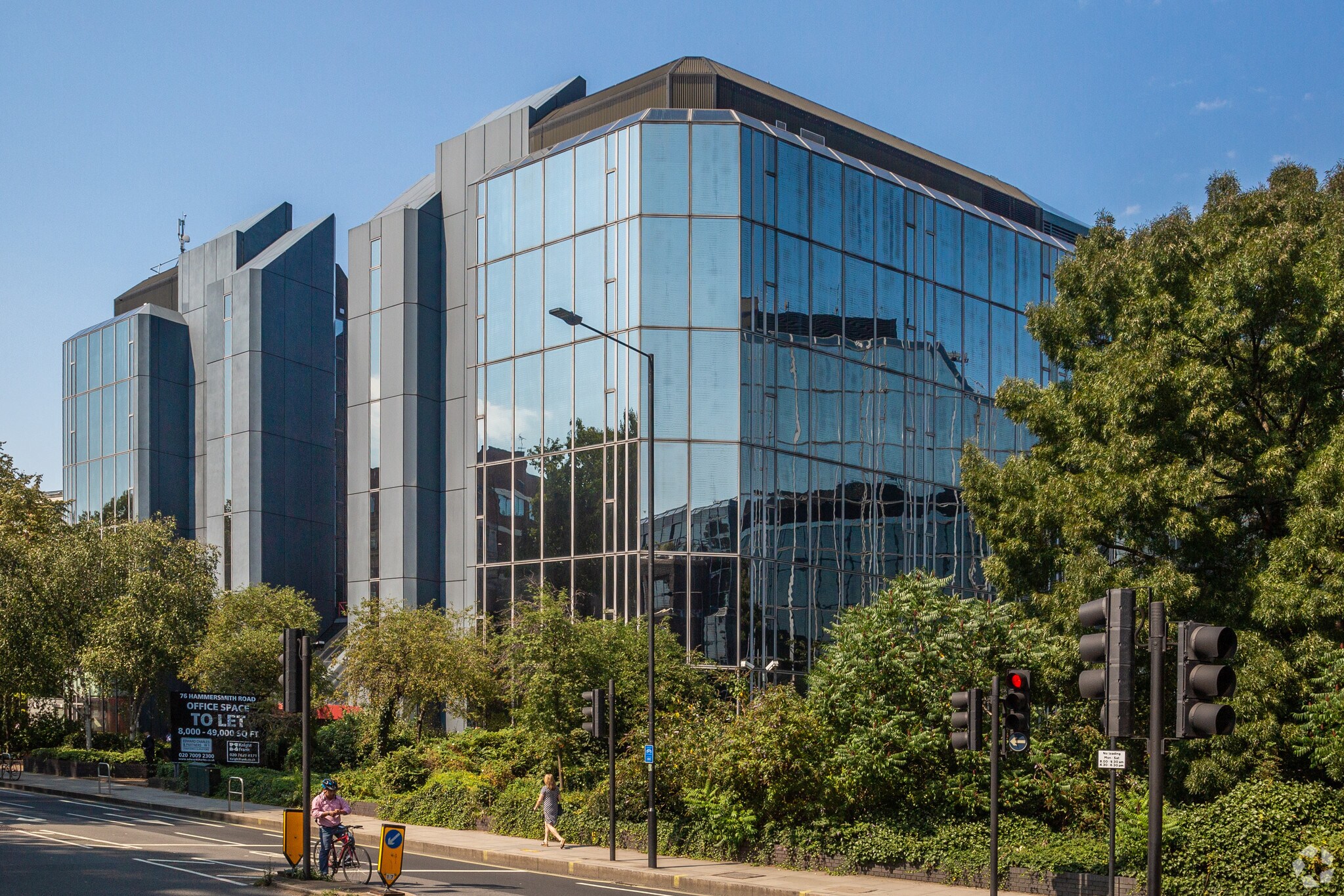 76 Hammersmith Rd, London for sale Building Photo- Image 1 of 1