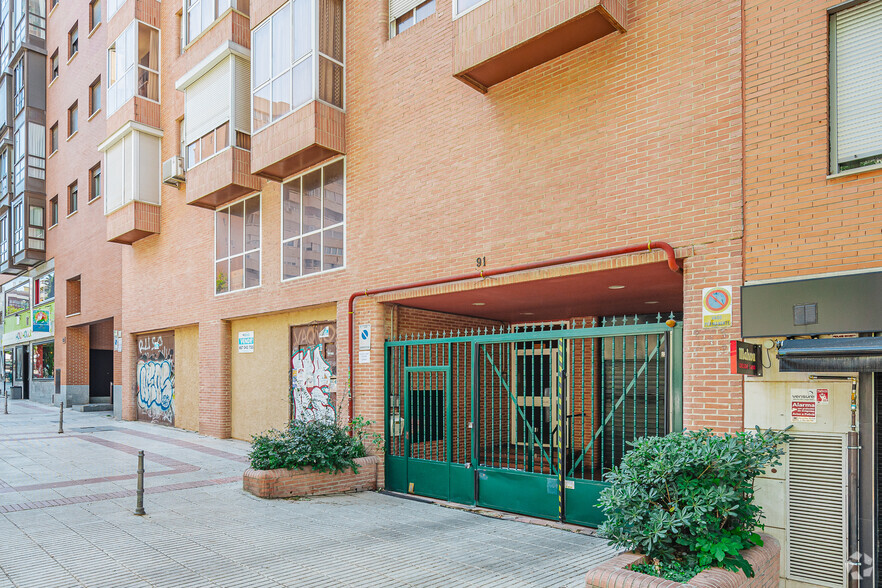 Calle Almansa, 91, Madrid, Madrid for sale - Building Photo - Image 2 of 6