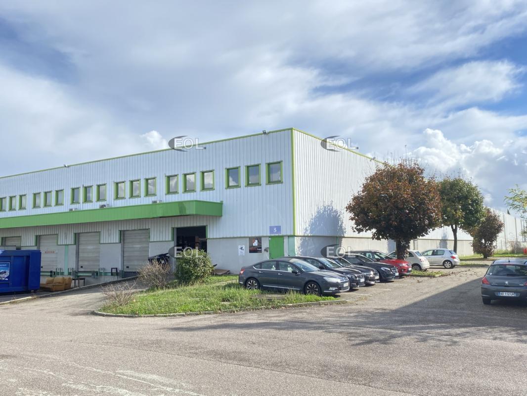 Industrial in Genas to rent Building Photo- Image 1 of 16