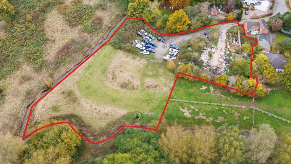 The Nook, Great Glen for sale - Primary Photo - Image 1 of 3