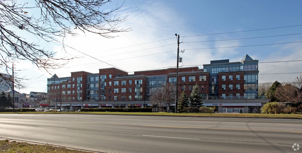 7388-7398 Yonge St, Vaughan, ON to rent - Building Photo - Image 2 of 11