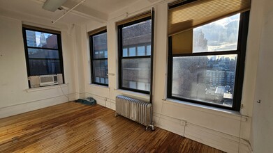 134 W 26th St, New York, NY for rent Interior Photo- Image 2 of 4