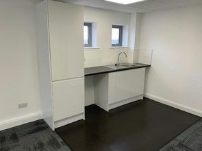 Feast Field, Leeds to rent Interior Photo- Image 1 of 1