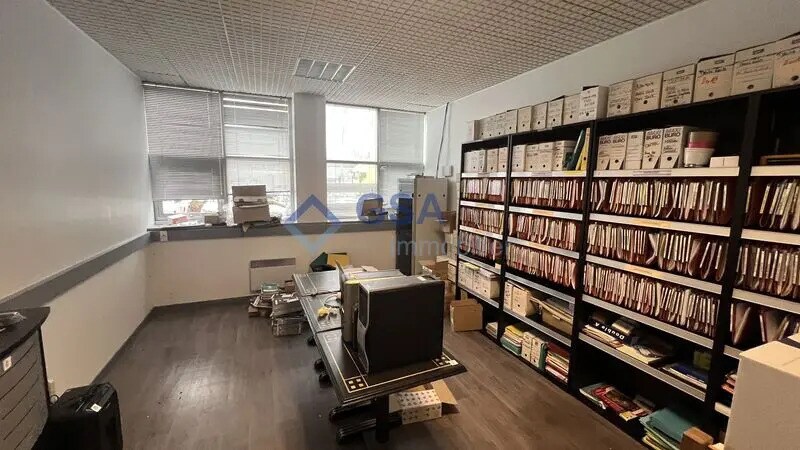 Office in Bondoufle to rent - Interior Photo - Image 3 of 6