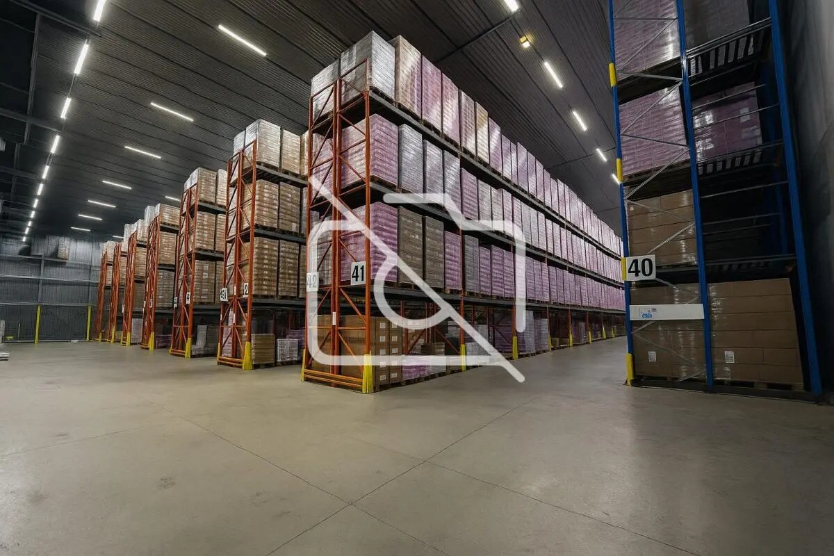 Industrial in Meaux for sale Interior Photo- Image 1 of 4