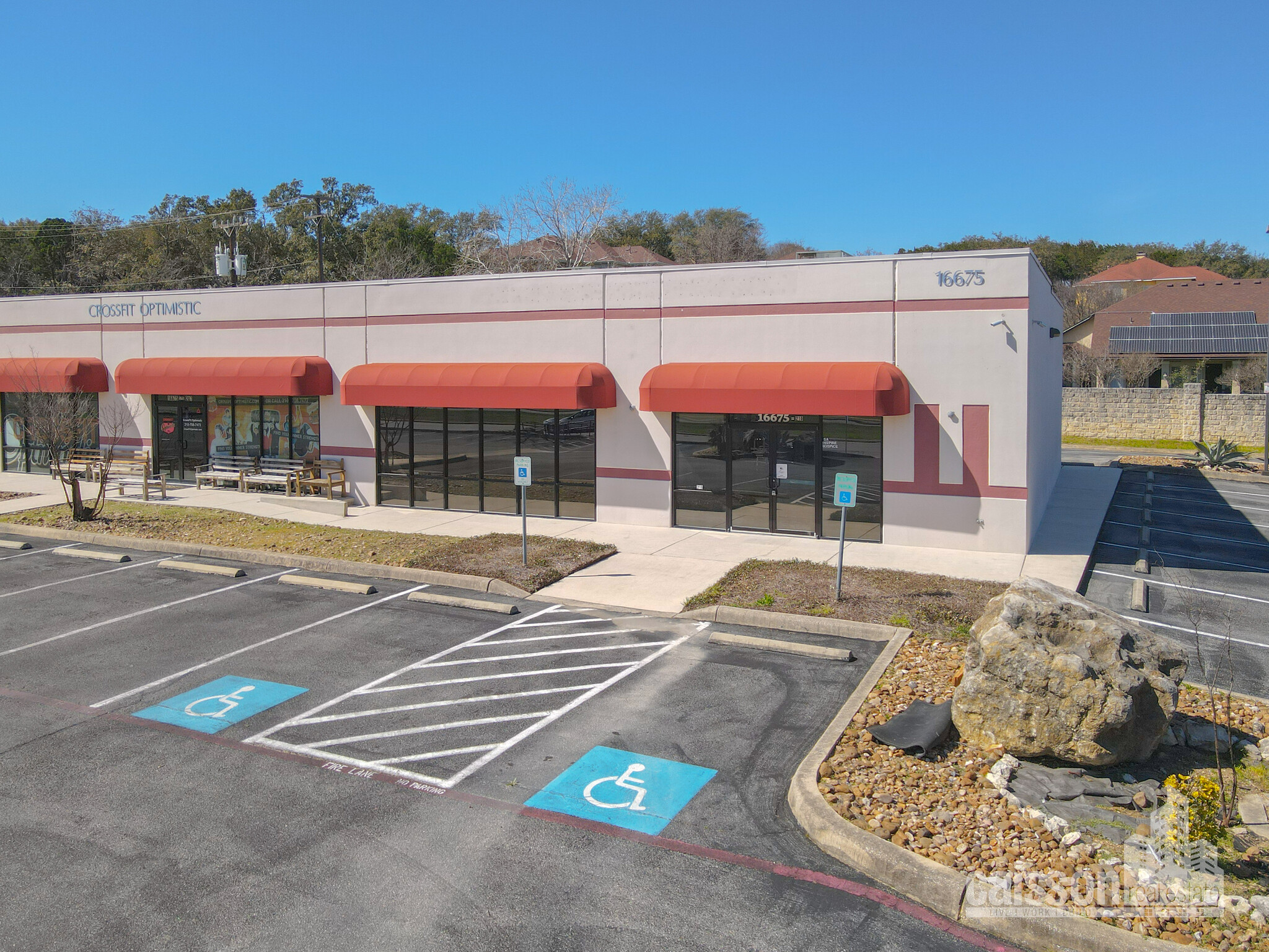 16675 Huebner Rd, San Antonio, TX for rent Building Photo- Image 1 of 7