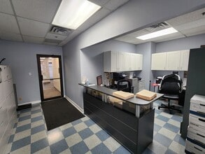 5109 Steeles Ave W, Toronto, ON to rent Interior Photo- Image 2 of 8