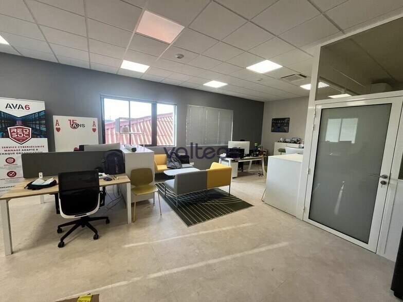 9 Chemin De La Salvetat, Colomiers to rent - Interior Photo - Image 3 of 8