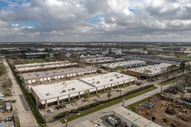 More details for 1400 N Sam Houston Pky E, Houston, TX - Light Industrial, Industrial to Rent