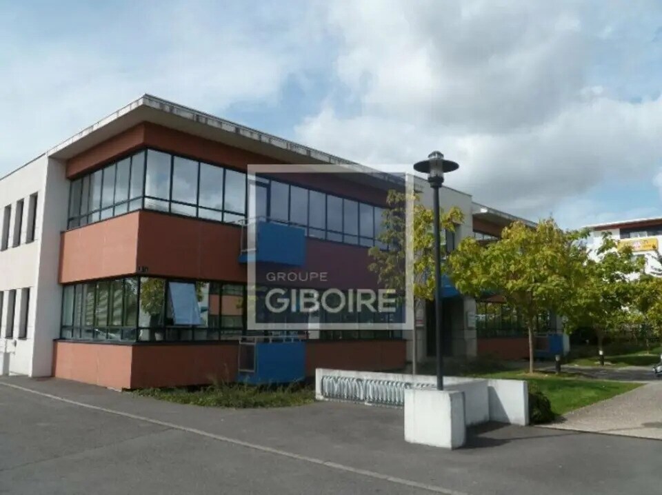 Location Bureaux 185 m² à 450 m² - Photo 1