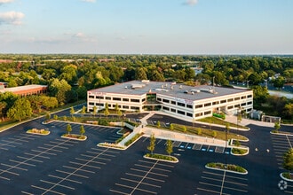 387 Shuman Blvd, Naperville, IL - AERIAL  map view