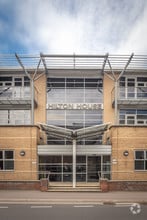 Corporation St, Rugby to rent Building Photo- Image 2 of 2