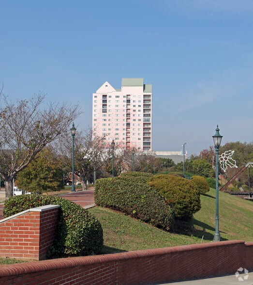 1 7th St, Augusta, GA for rent - Building Photo - Image 3 of 5