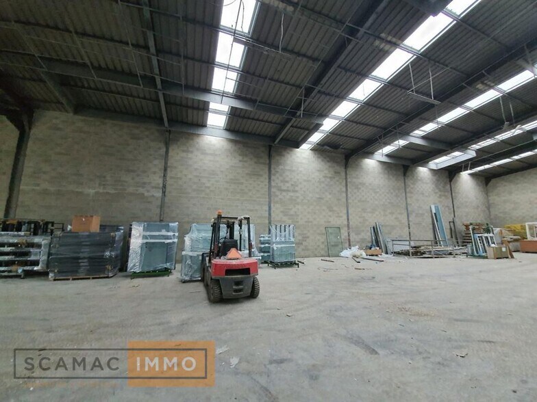 Industrial in Saint-Germain-lès-Arpajon to rent - Building Photo - Image 3 of 31
