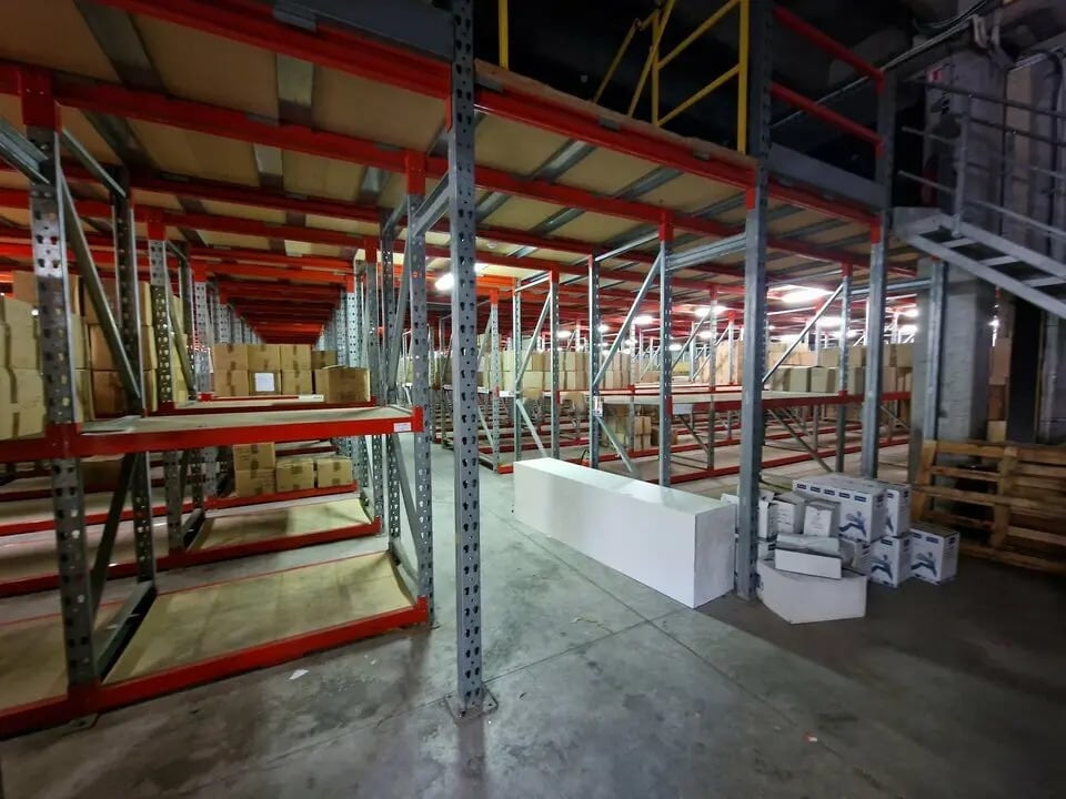 Location Entrepôt 530 m² - Photo 1
