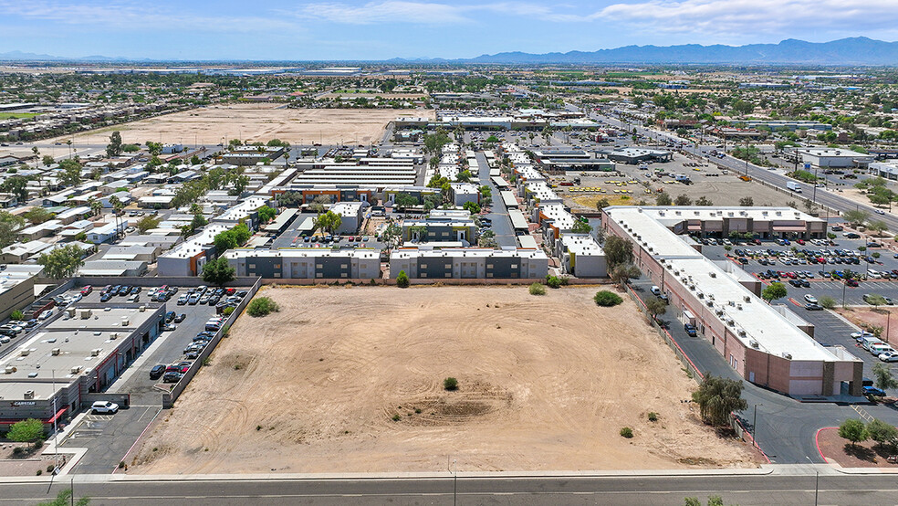 SW Van Buren & Eliseo Felix Jr Way, Avondale, AZ for sale - Building Photo - Image 1 of 1