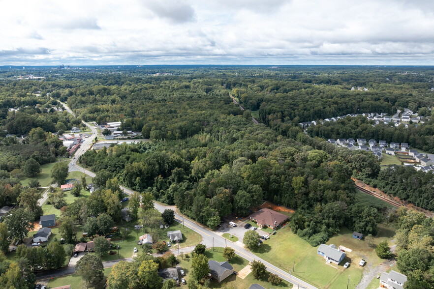 4307 Southern Webbing Mill Rd, Greensboro, NC for sale - Building Photo - Image 1 of 13