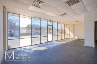 2837-2849 Galleria Dr, Arlington, TX to rent Interior Photo- Image 2 of 7