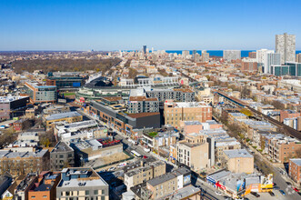 1027 W Addison St, Chicago, IL - aerial  map view