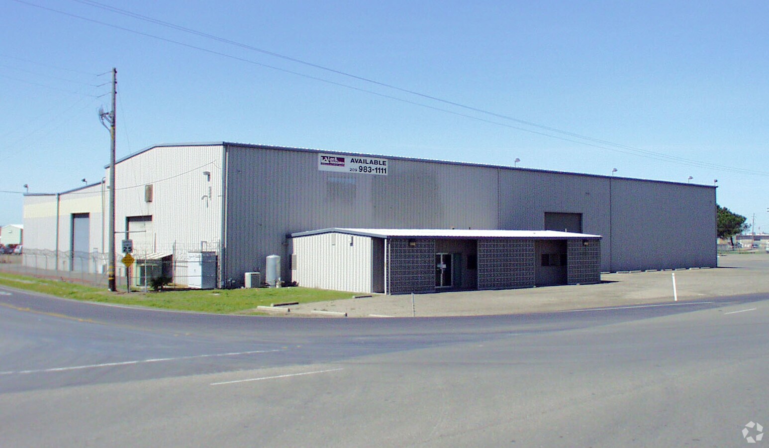 2829 S Highway 99, Stockton 95215 UK