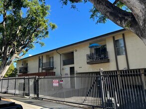 6836 Radford Ave, North Hollywood, CA for sale Building Photo- Image 1 of 4