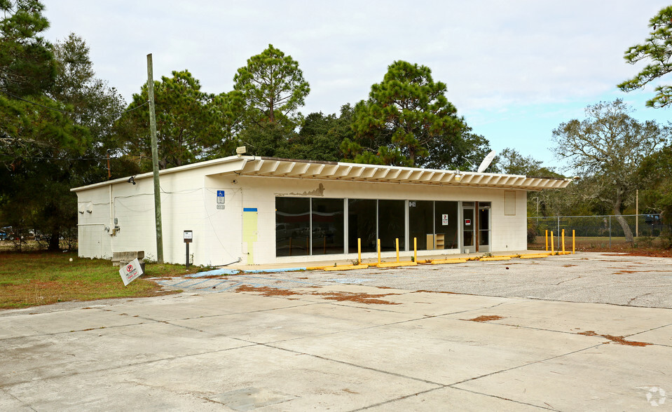 1306 Coastal Hwy, Panacea, FL for sale - Primary Photo - Image 1 of 3