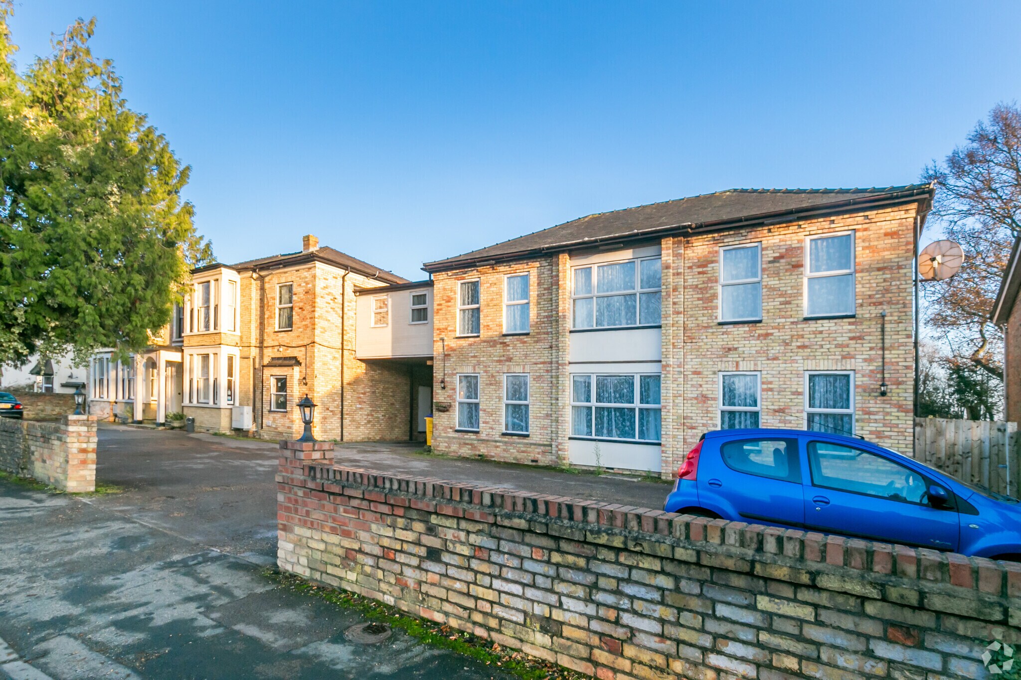 50 Needingworth Rd, St Ives for sale Primary Photo- Image 1 of 1