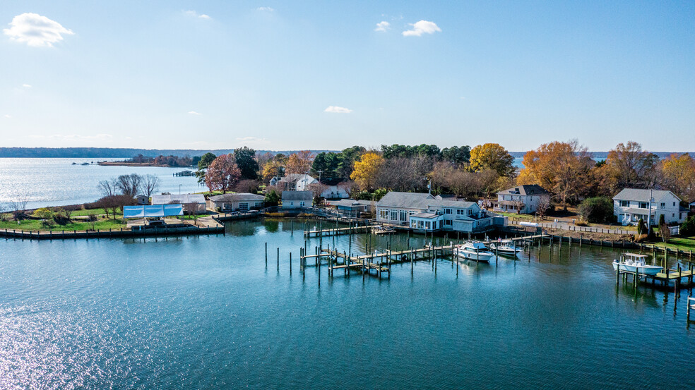 3944 Oyster House Rd, Broomes Island, MD for sale - Building Photo - Image 1 of 9