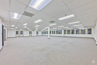 225 W Hospitality Ln, San Bernardino, CA to rent Interior Photo- Image 2 of 4