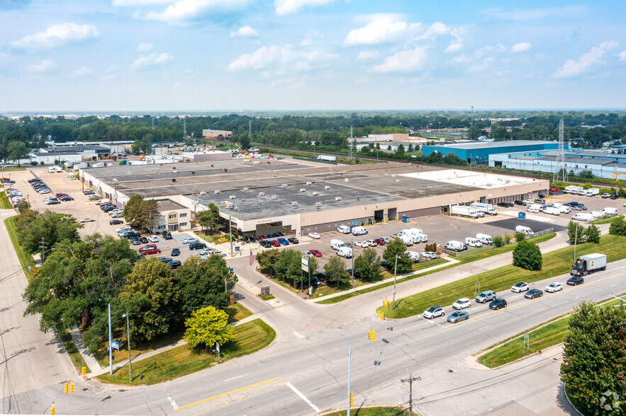 12171-12281 Beech Daly Rd, Redford, MI for rent - Aerial - Image 3 of 5