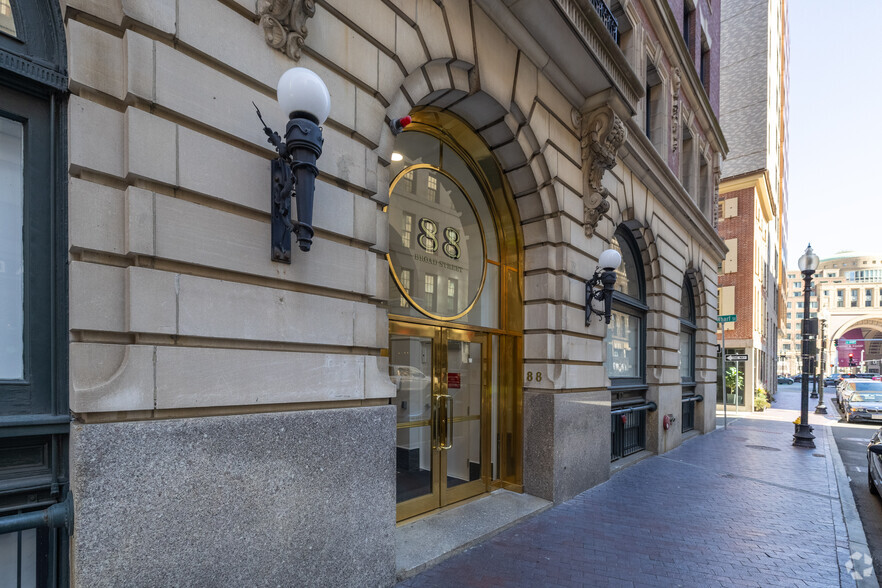 88 Broad St, Boston, MA for rent - Building Photo - Image 1 of 42