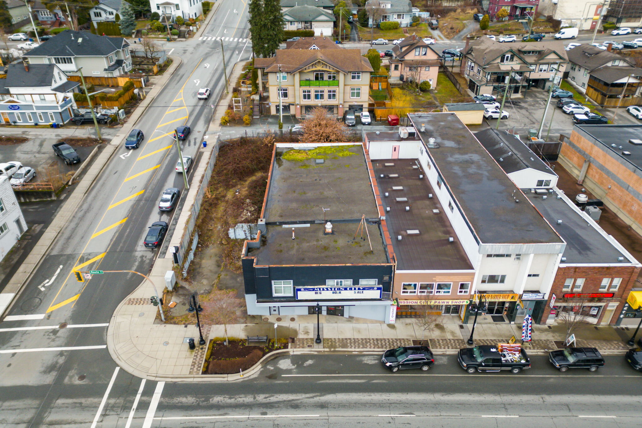 33017 1st Av, Mission, BC for sale Primary Photo- Image 1 of 44