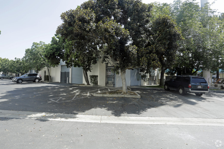 3738-3742 W Century Blvd, Inglewood, CA for rent - Building Photo - Image 2 of 6