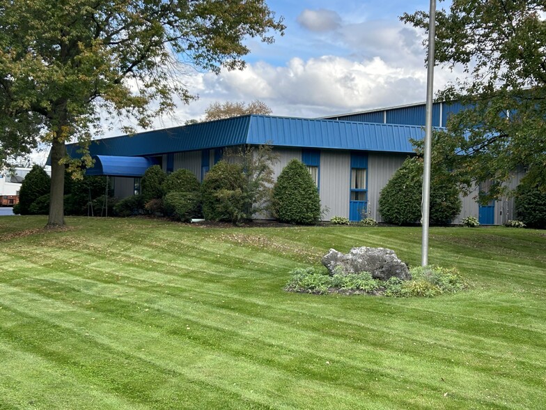 1246 Maidencreek Rd, Blandon, PA for sale - Primary Photo - Image 1 of 3