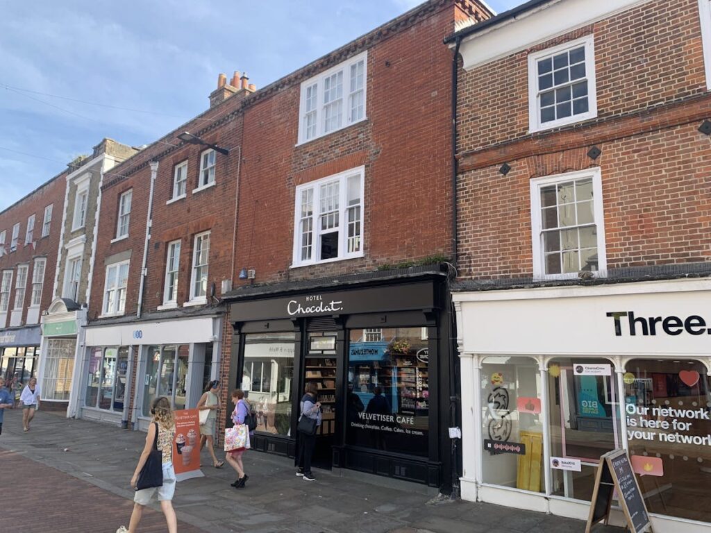 67 East St, Chichester for sale Primary Photo- Image 1 of 1